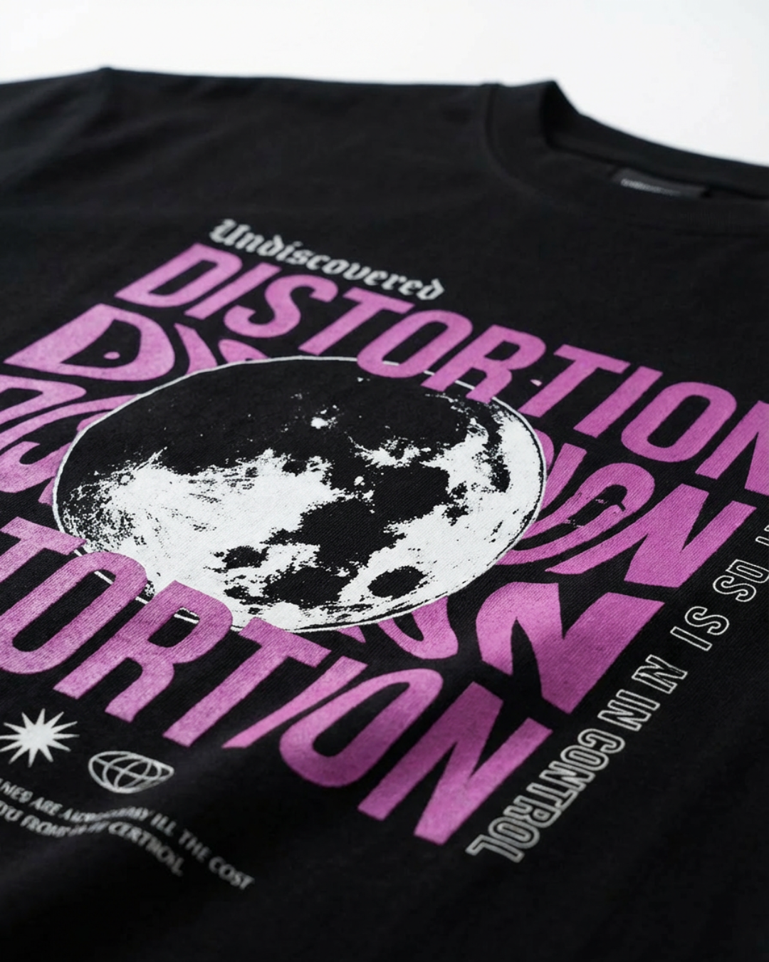 Distortion - Unisex Oversized Standard T-Shirt | Black